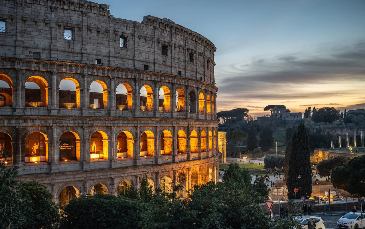 El Coliseo de Roma, una de las cuatro ciudades del tour Europa Clásica